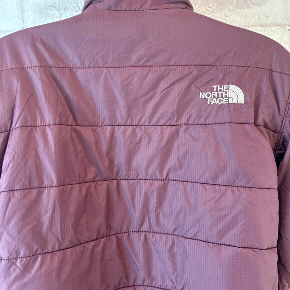 The North Face Women's S Plum Insulated Stow Winter Jacket - Picture 9 of 11